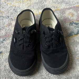 Vans Kids Black Low-Top Canvas Sneakers